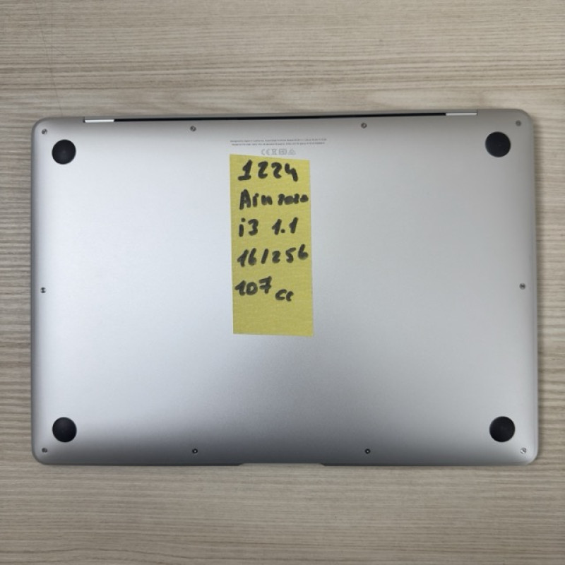 MacBook Air 2020 Silver i3 1.1ghz 16/256